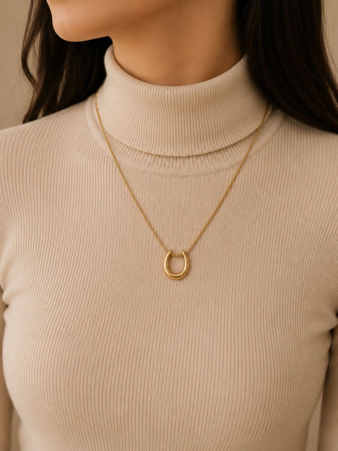 Gold Horseshoe Pendant Necklace