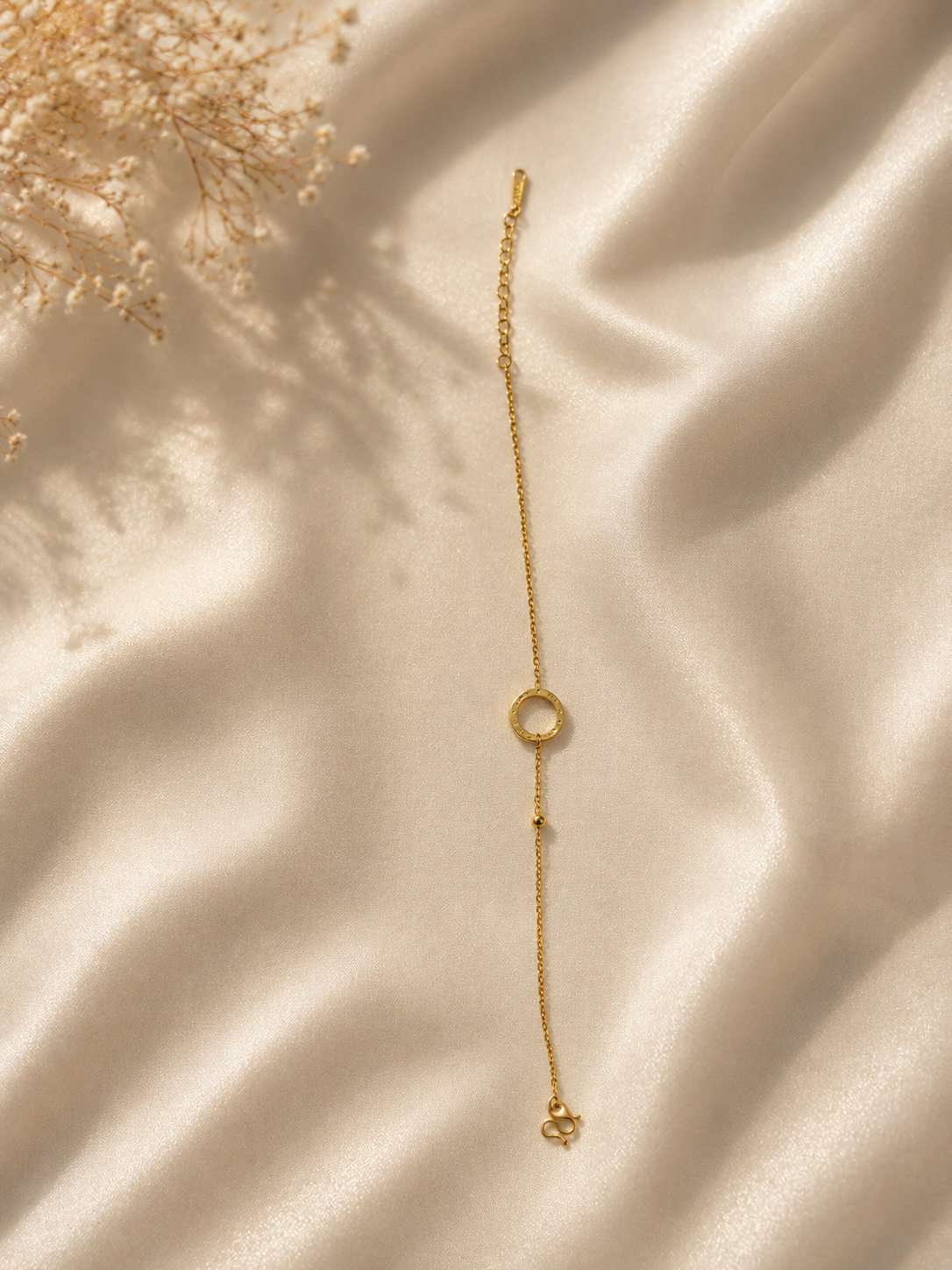 Infinity Circle Bracelet – Gold