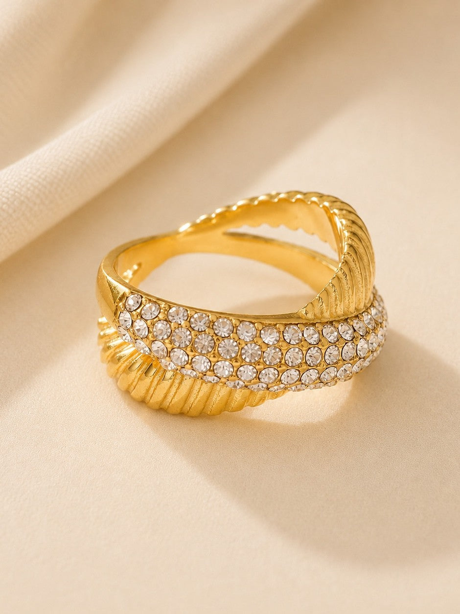 Criss-Cross Ring
